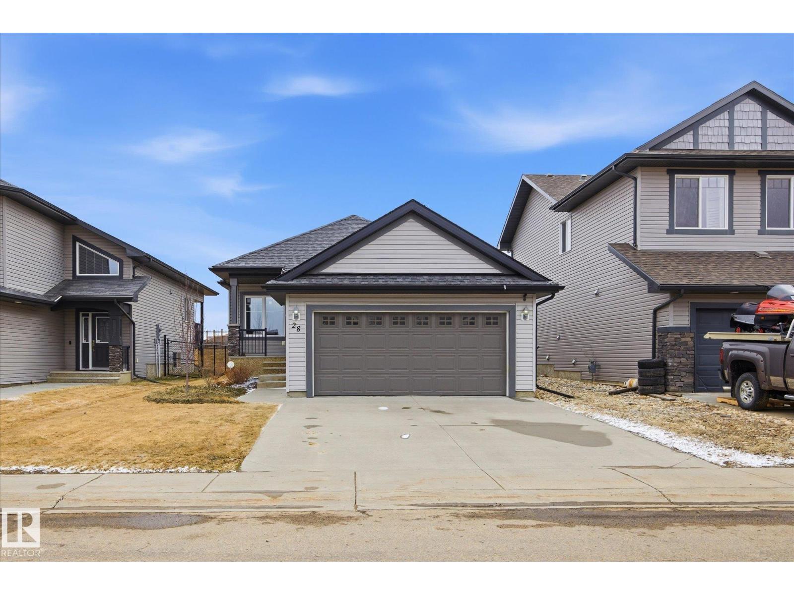 28 HEWITT CI, Spruce Grove