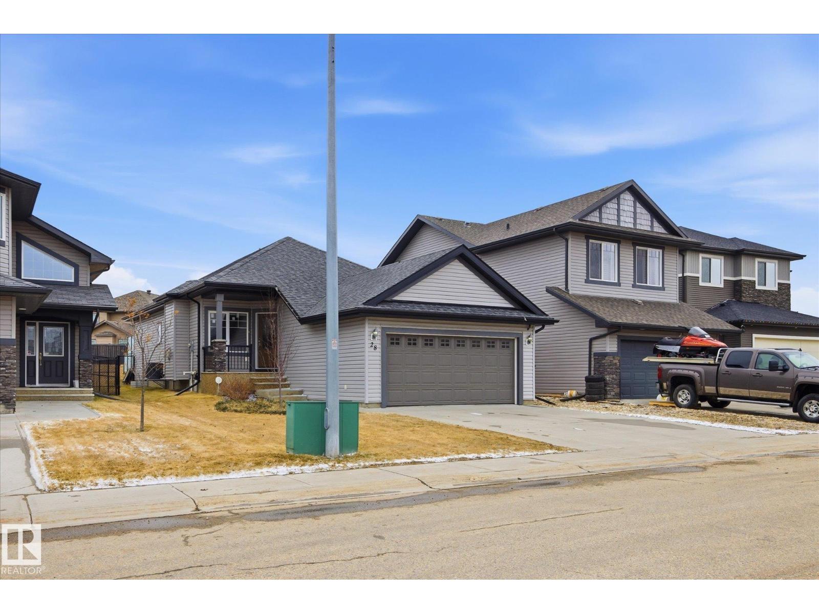 28 HEWITT CI, Spruce Grove