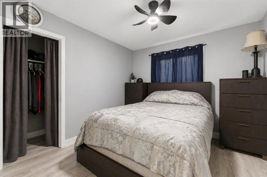 13 Green Meadow Crescent - 11