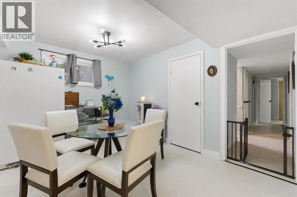 13 Green Meadow Crescent - 17
