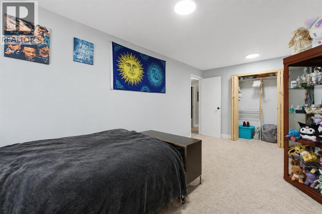 13 Green Meadow Crescent - 23