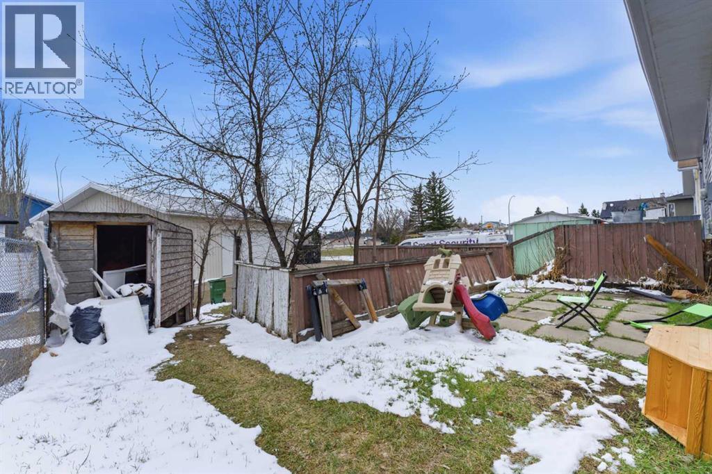 13 Green Meadow Crescent - 29
