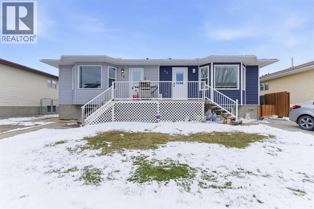 13 Green Meadow Crescent - 31