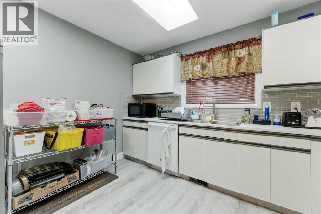 13 Green Meadow Crescent - 6
