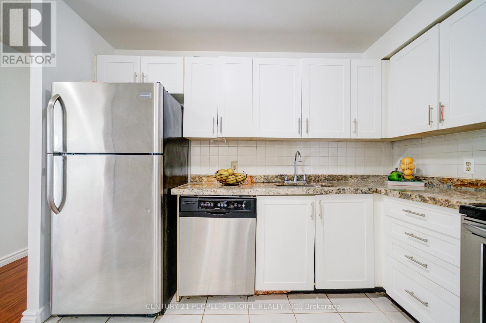 #1206 25 TRAILWOOD DRIVE - 16