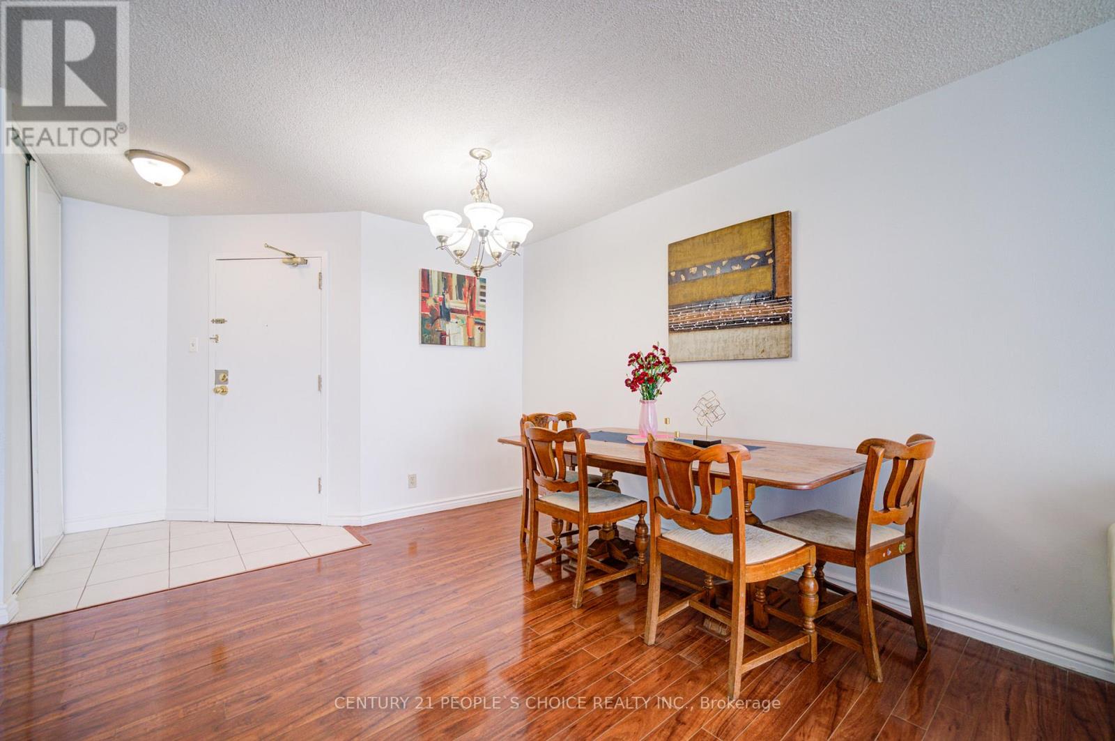 #1206 25 TRAILWOOD DRIVE - 7