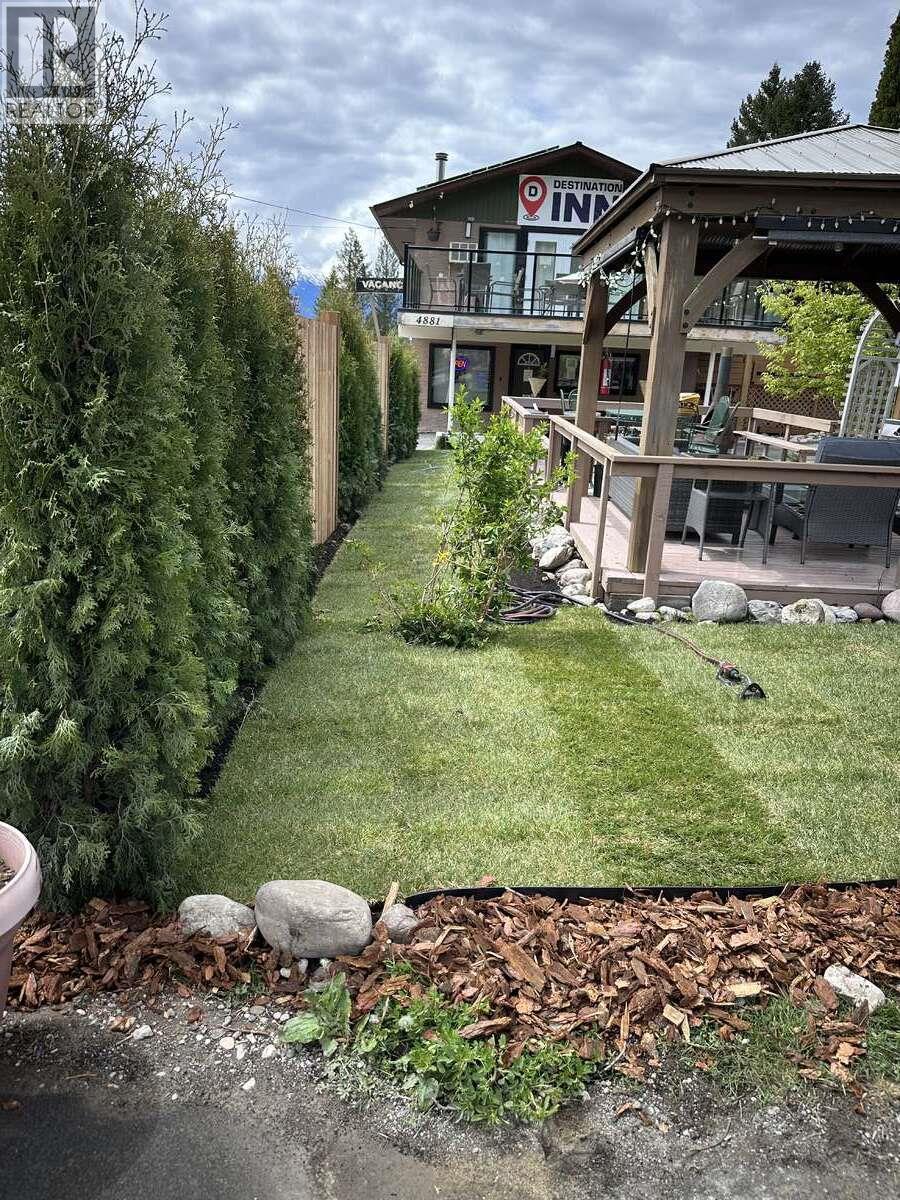 4881 ST MARY'S Street, Radium Hot Springs