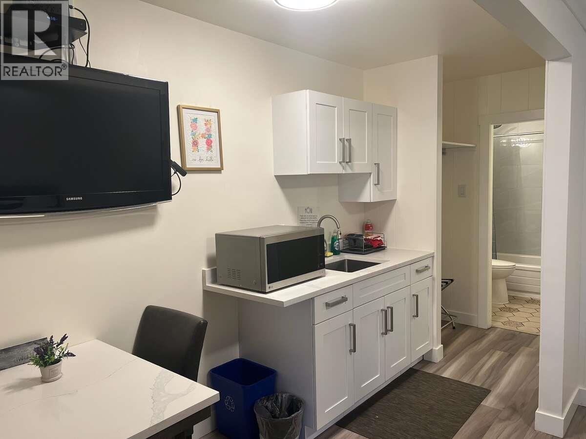 4881 ST MARY'S Street, Radium Hot Springs