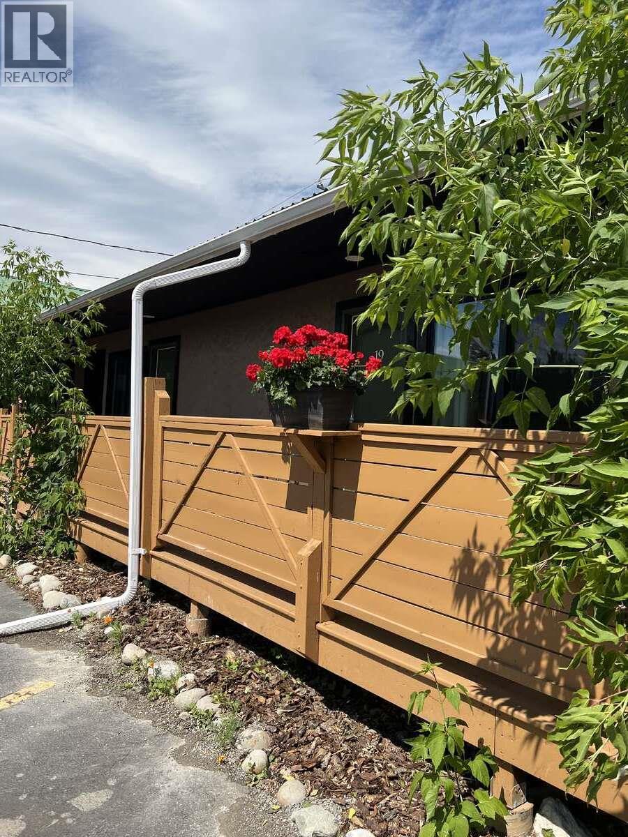 4881 ST MARY'S Street, Radium Hot Springs