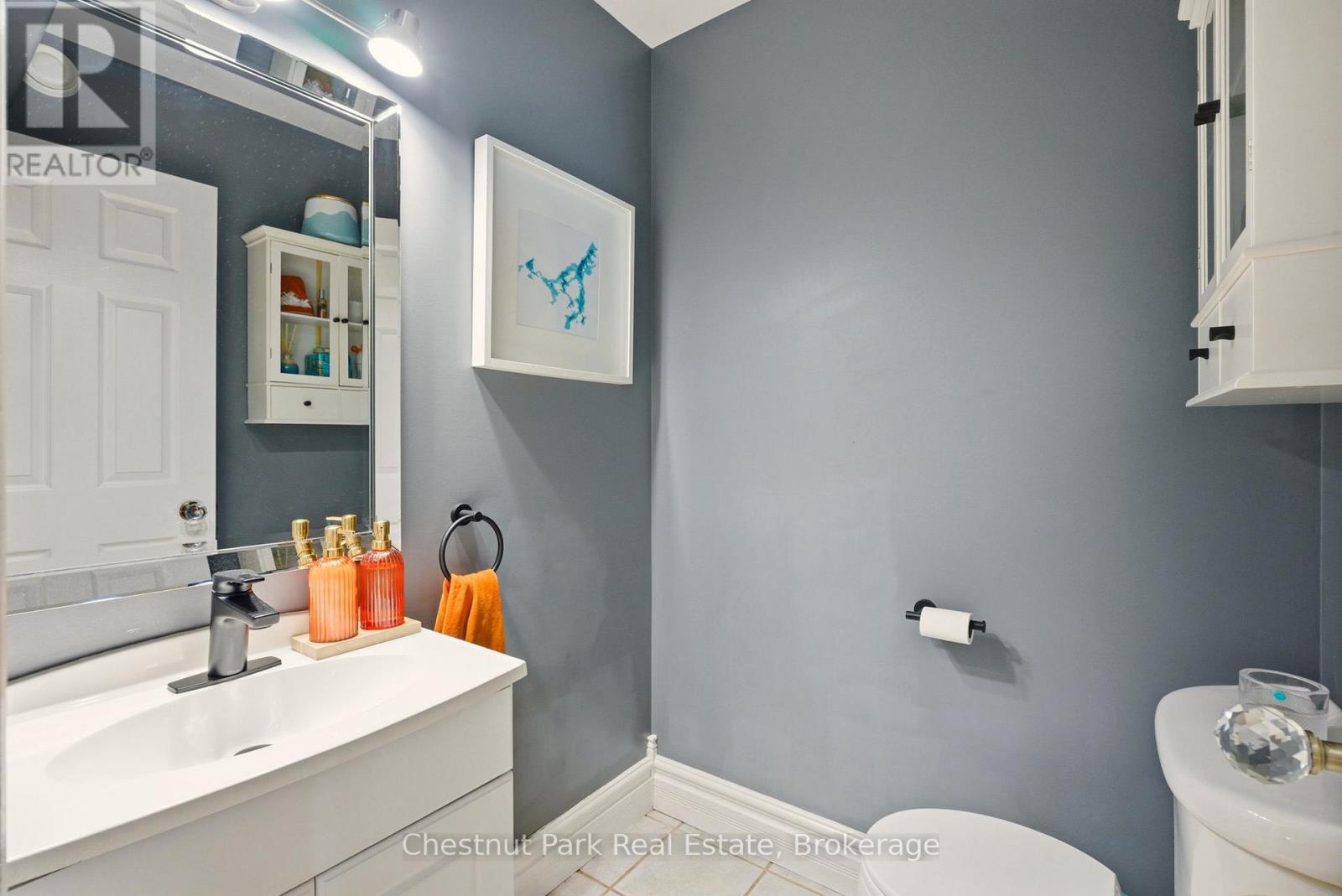 75 POND CRESCENT - 18