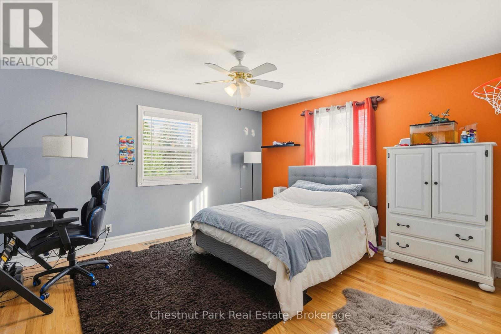 75 POND CRESCENT - 22