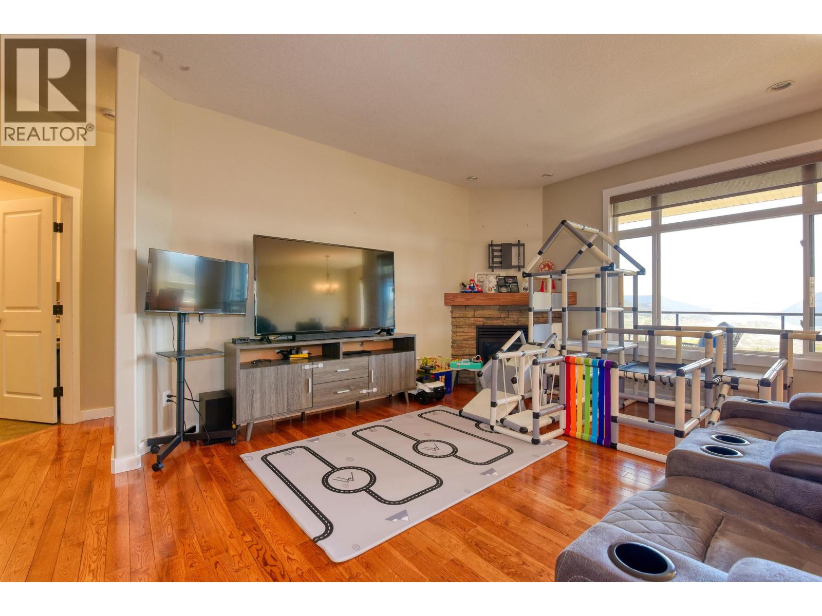 324 MANDARINO PLACE, Williams Lake