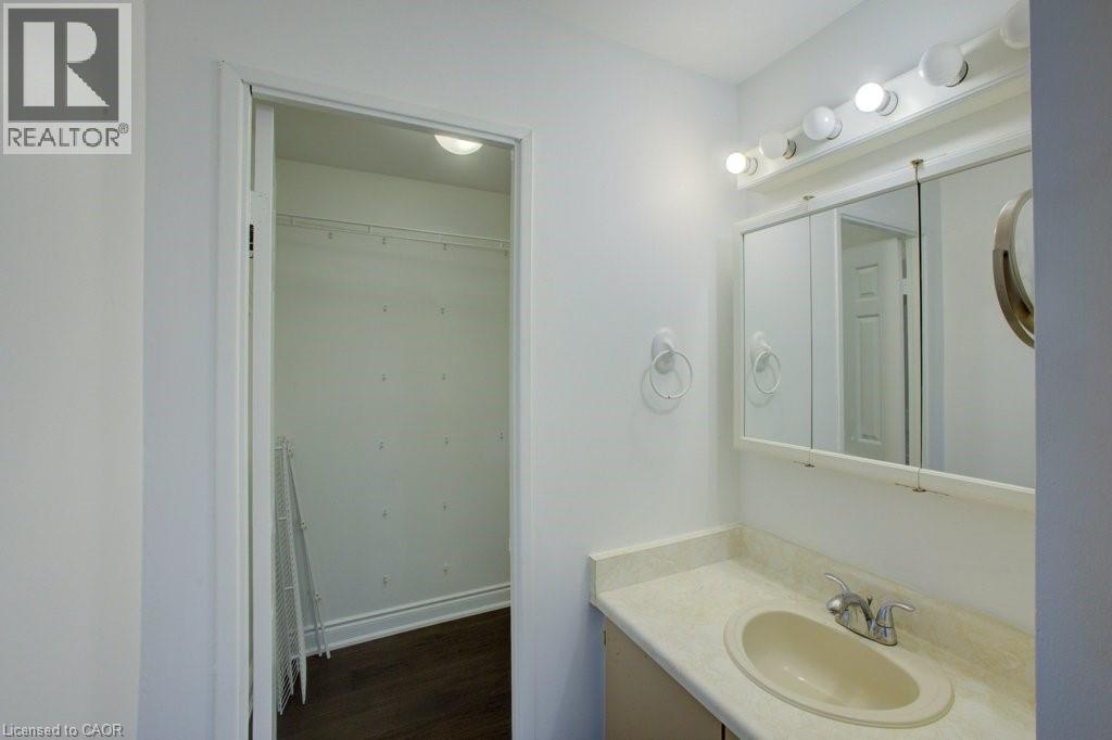 36 FOX Run, Barrie, Ontario, L4N5L5 — Photo 25
