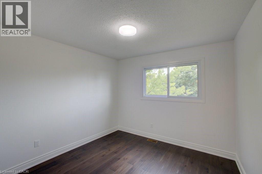 36 FOX Run, Barrie, Ontario, L4N5L5 — Photo 28