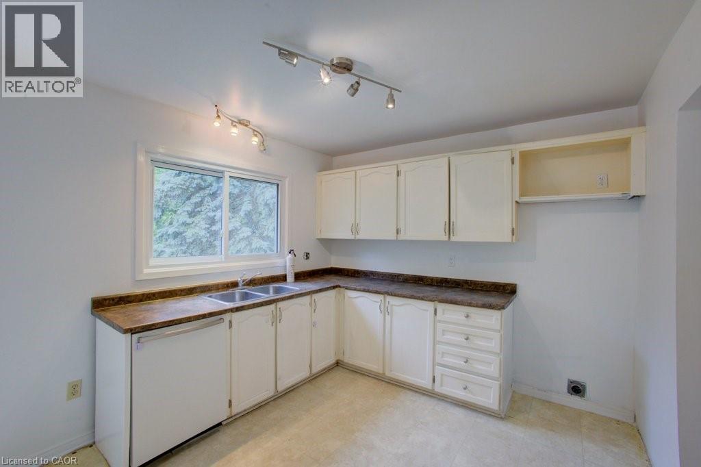 36 FOX Run, Barrie, Ontario, L4N5L5 — Photo 17