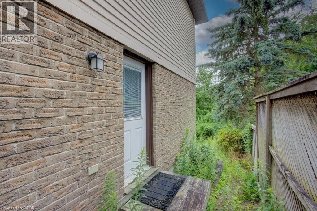 36 FOX Run, Barrie, Ontario, L4N5L5 — Photo 35