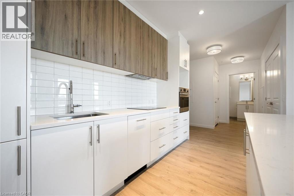 181 KING Street S Unit# 1607, Waterloo, Ontario, N2J0E7 — Photo 4
