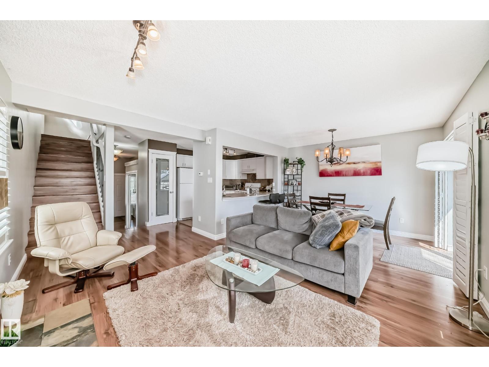 #16 200 ERIN RIDGE DR, St. Albert