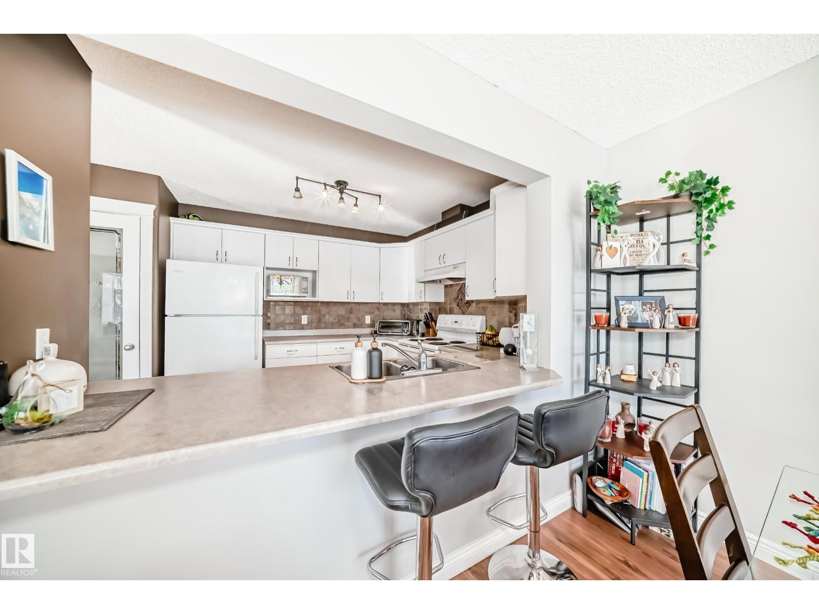 #16 200 ERIN RIDGE DR, St. Albert