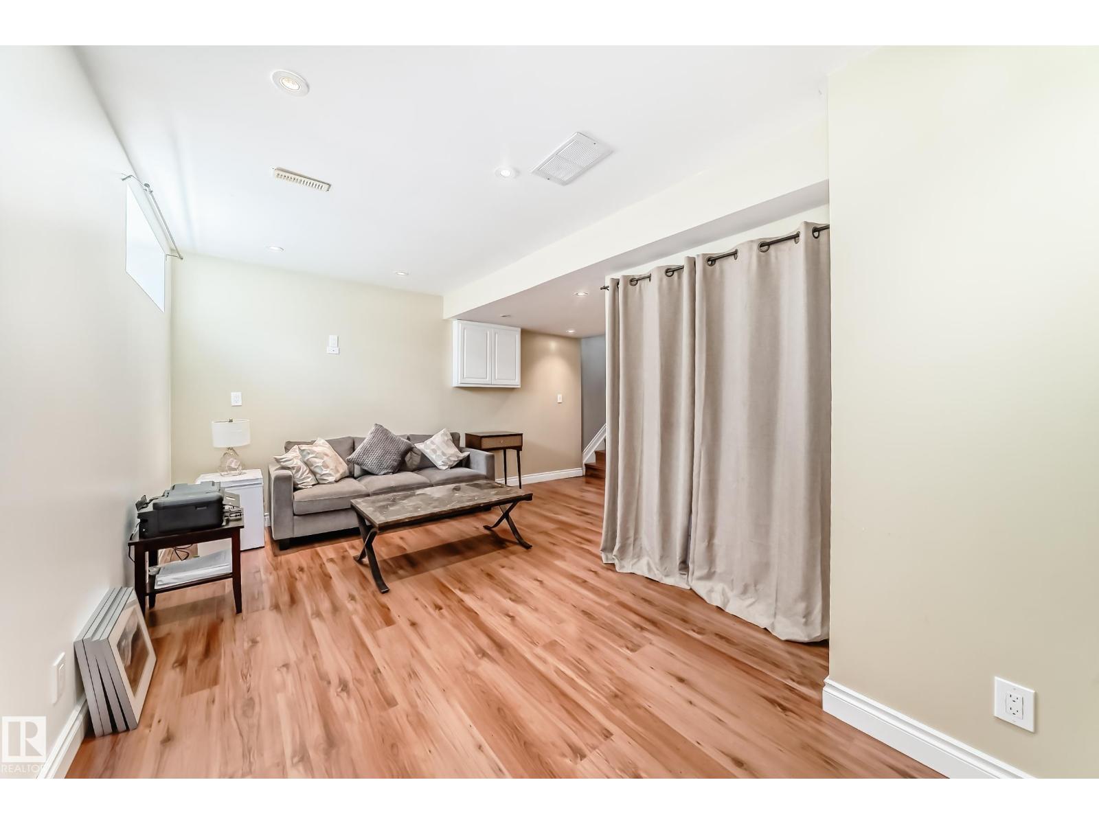 #16 200 ERIN RIDGE DR, St. Albert