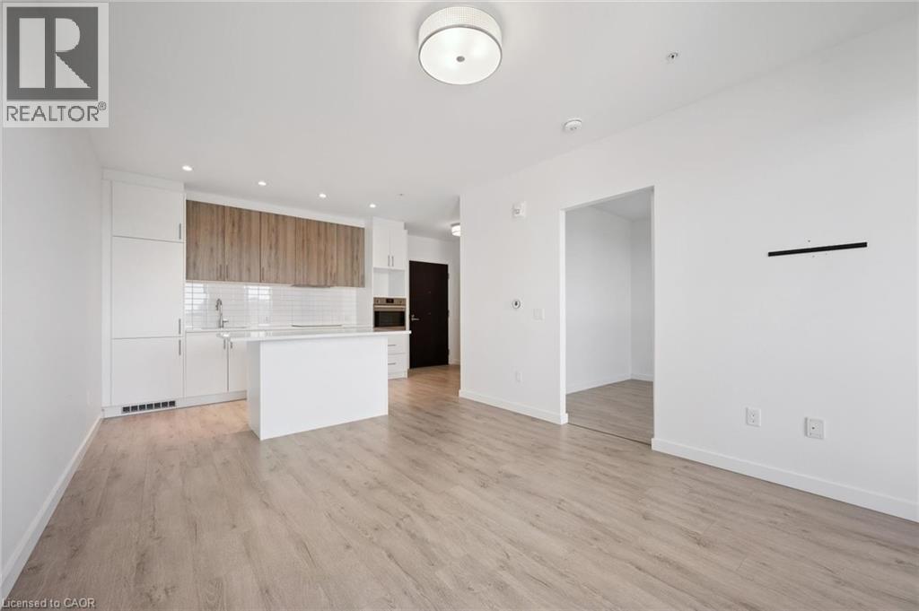 181 KING Street S Unit# 1607, Waterloo, Ontario, N2J0E7 — Photo 6