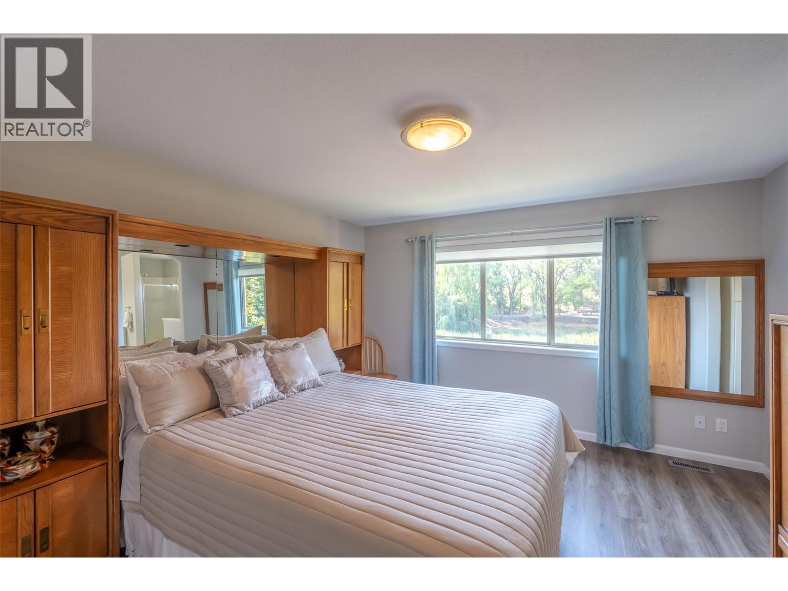 3604 LOBELIA Drive, Osoyoos