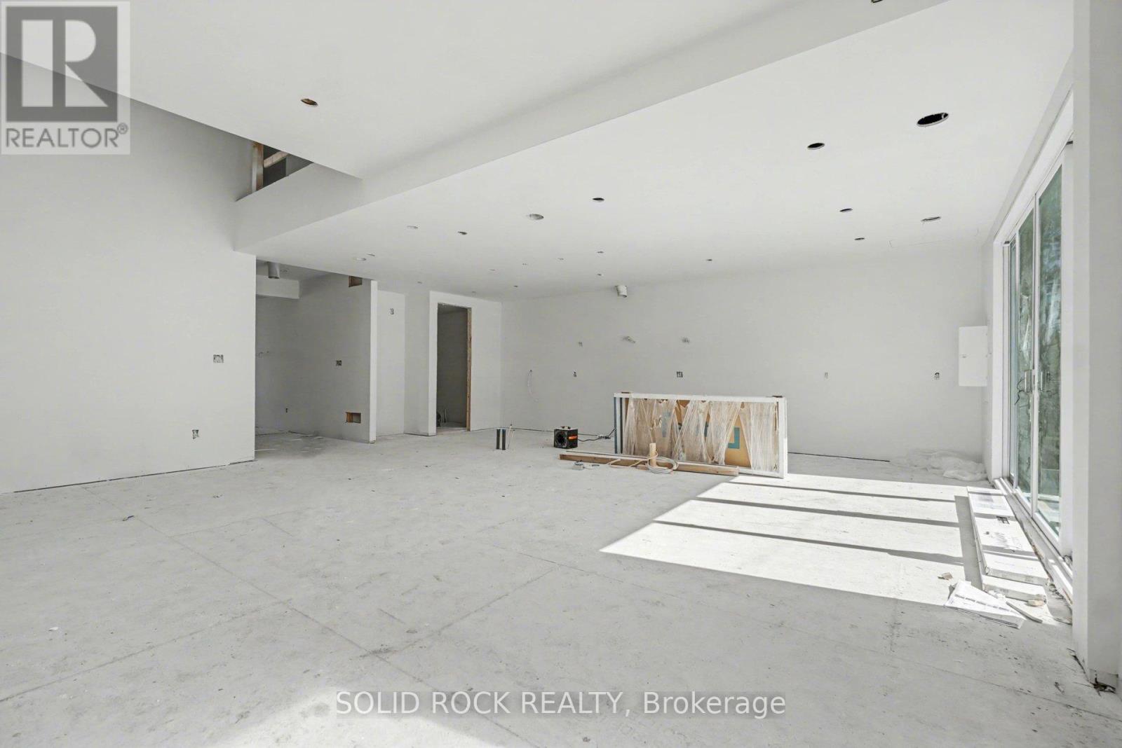 830 ALPINE AVENUE - 11