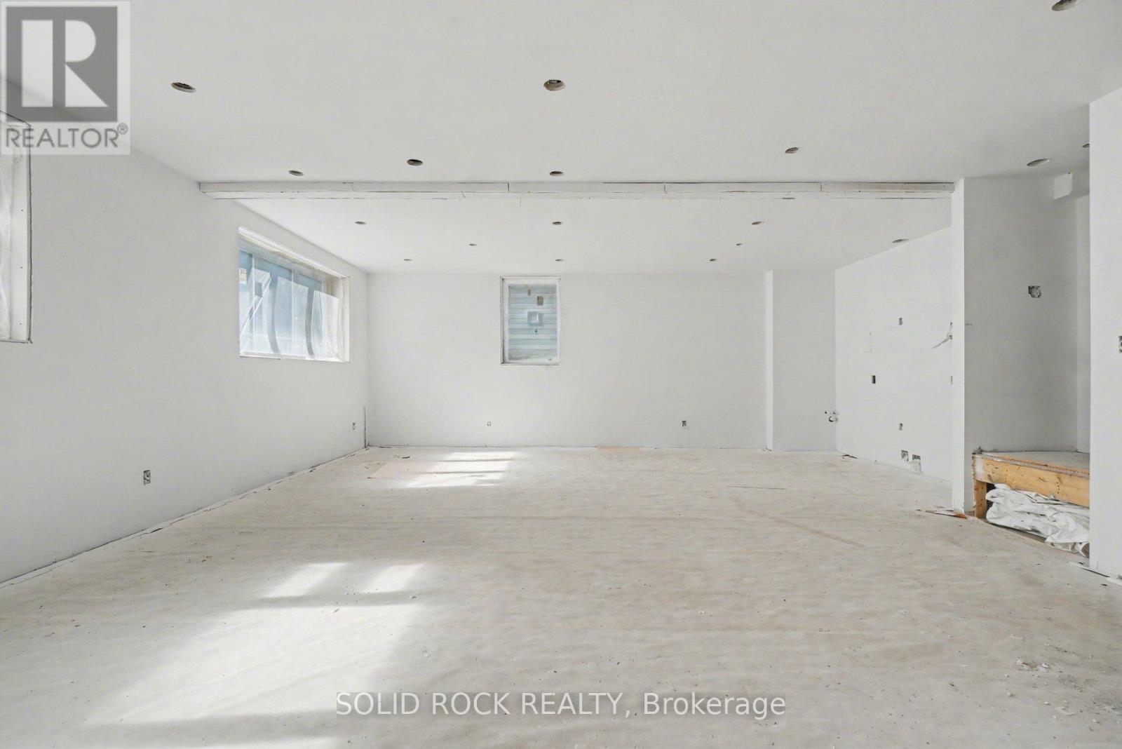 830 ALPINE AVENUE - 32