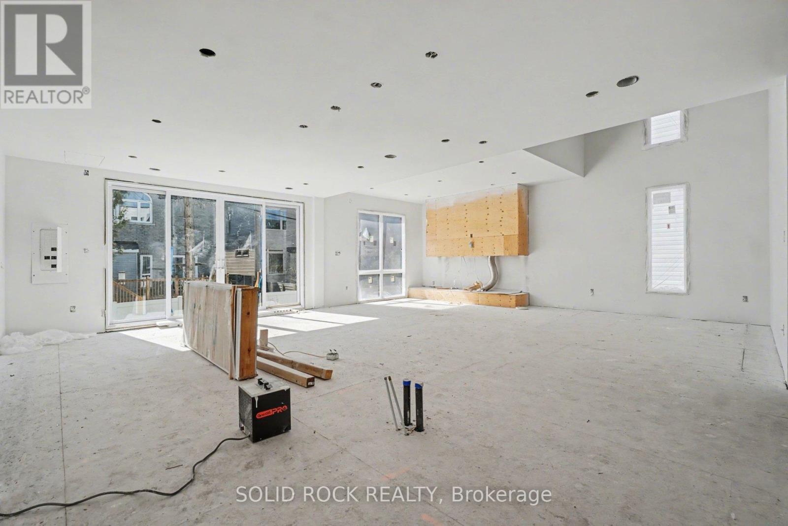 830 ALPINE AVENUE - 7