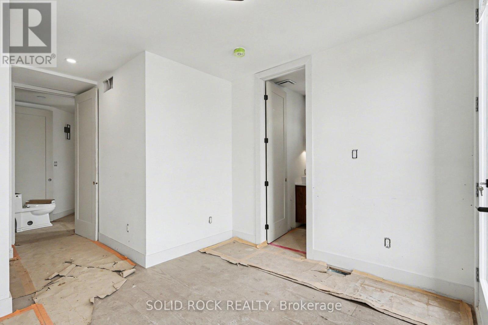 838 ALPINE AVENUE - 19