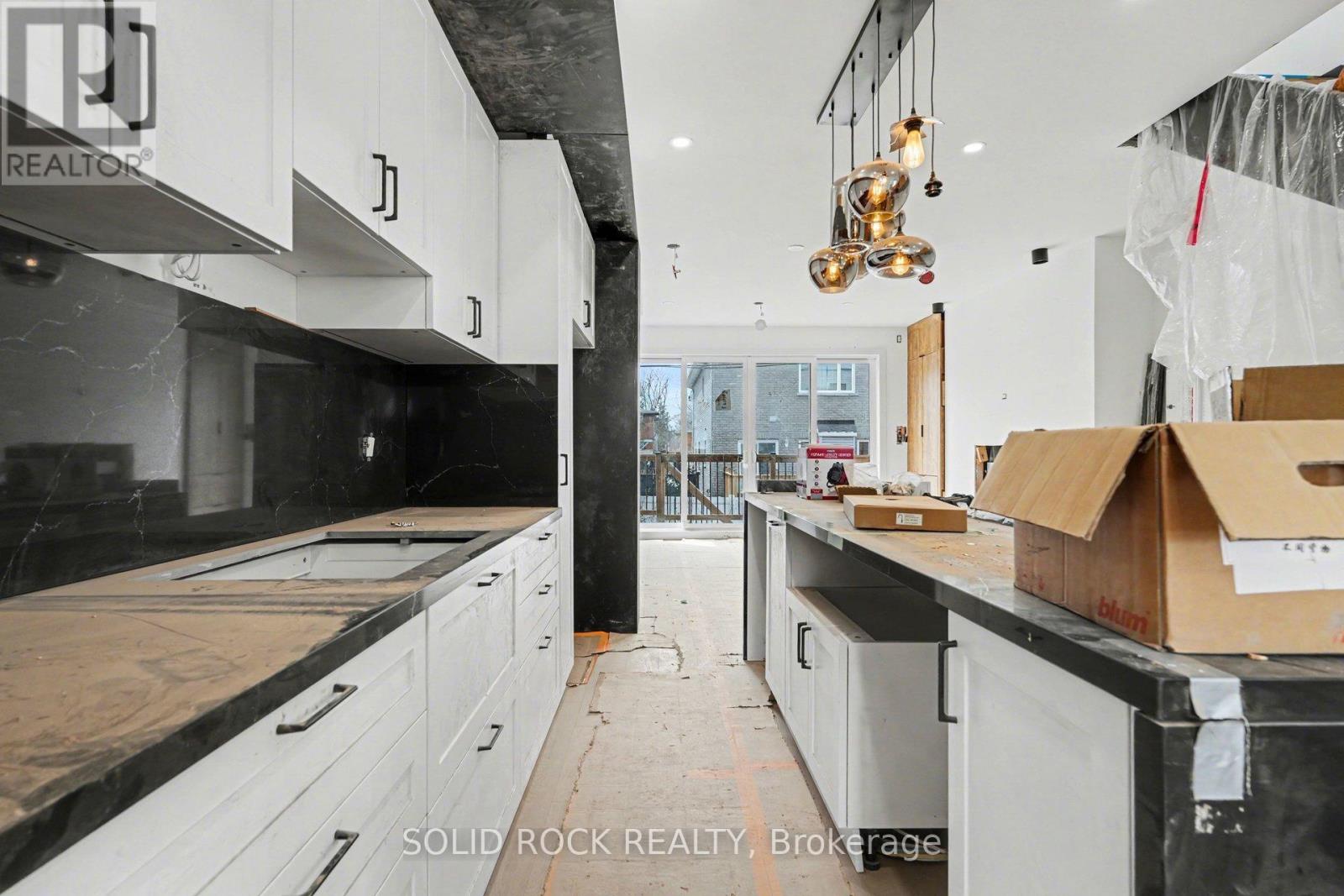 838 ALPINE AVENUE - 8