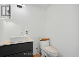 Bedroom 2 - 838 Alpine Avenue, Ottawa, ON K2B5R6 Photo 13