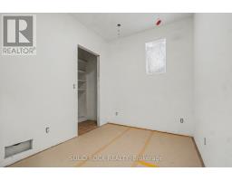 Bathroom - 840 Alpine Avenue, Ottawa, ON K2B5R6 Photo 13