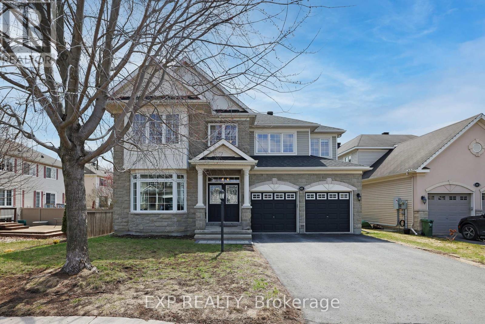 415 DUNDONALD DRIVE - 1