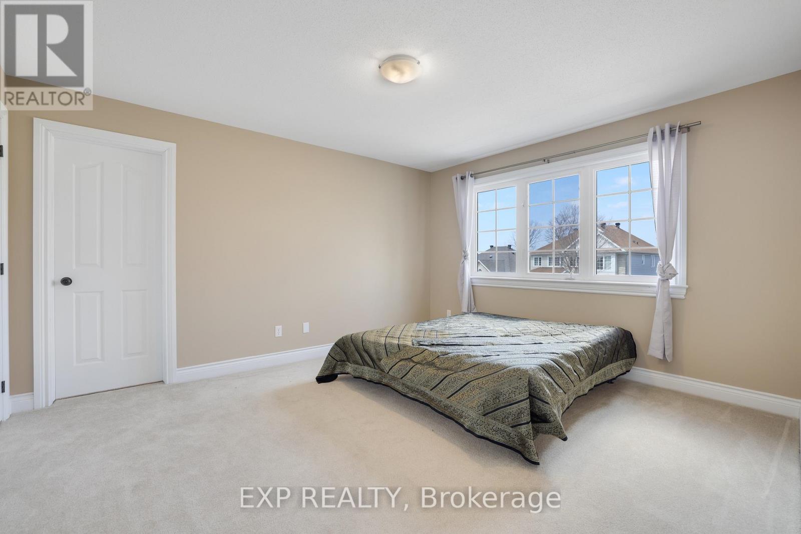 415 DUNDONALD DRIVE - 26