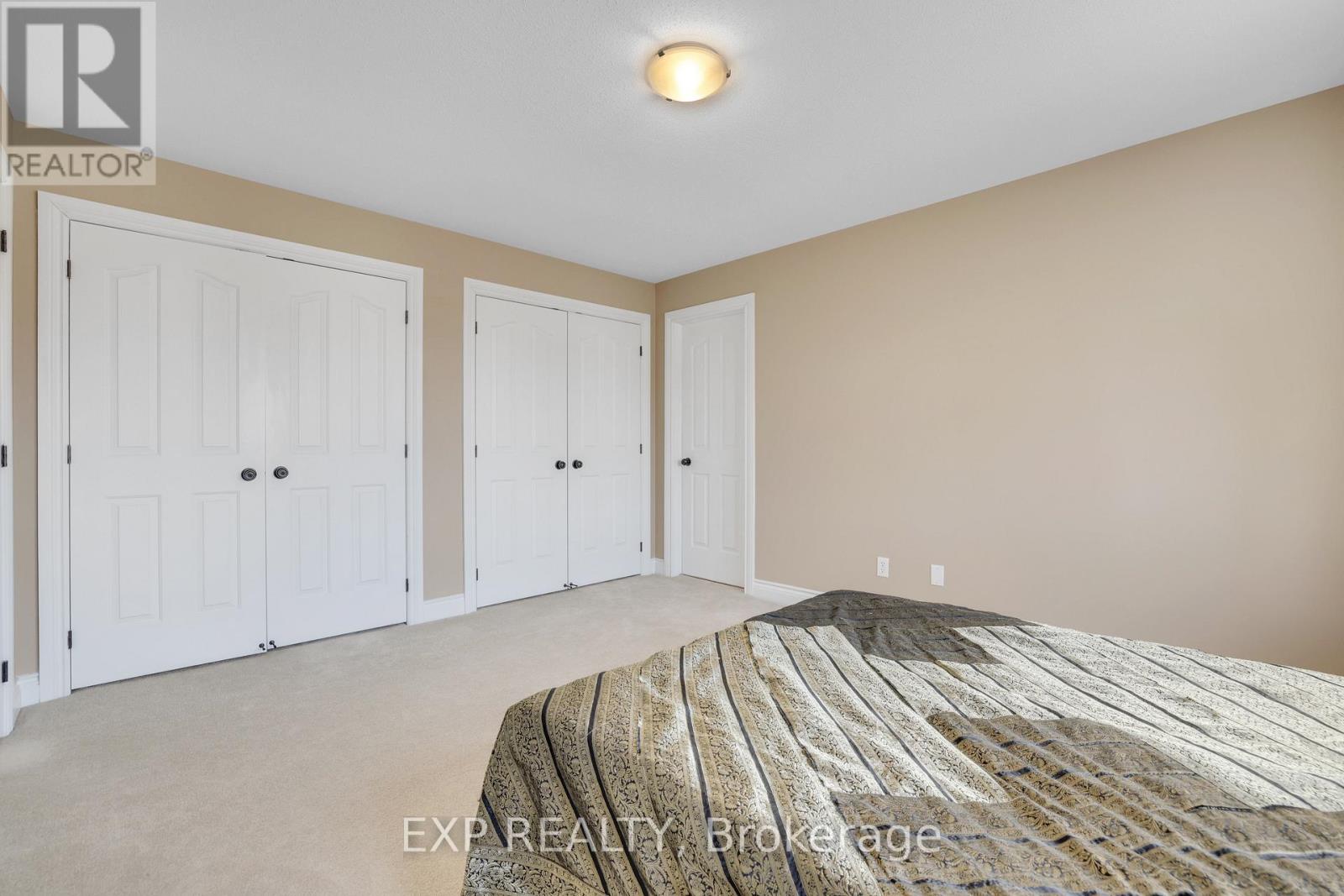 415 DUNDONALD DRIVE - 27