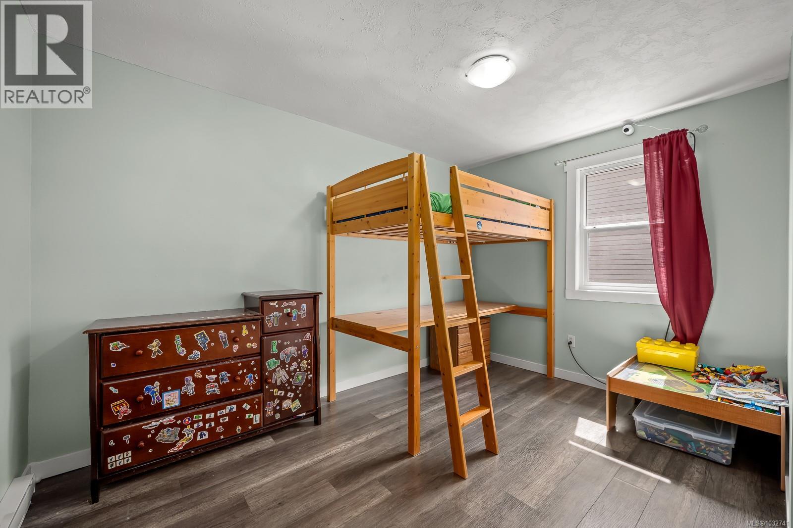 961 Greenwood St - 28