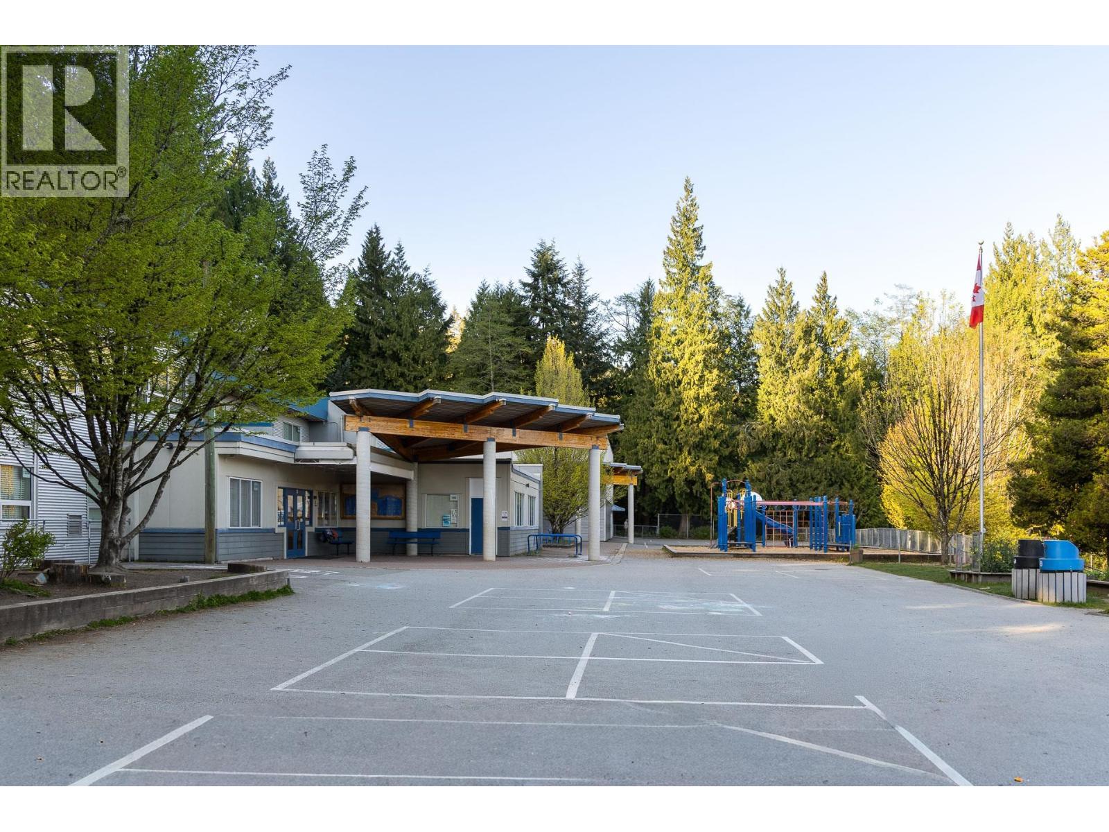 3665 RUTHERFORD CRESCENT, North Vancouver