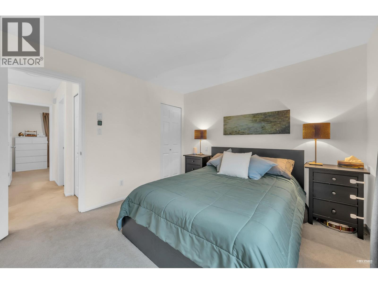 19 123 SEVENTH STREET, New Westminster