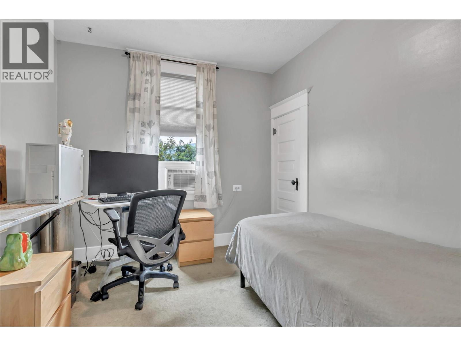 494 Young Street, Penticton