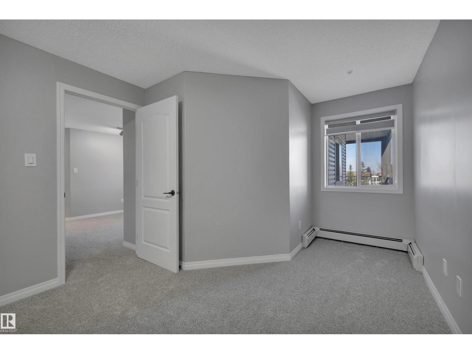 #326 3425 19 ST NW, Edmonton