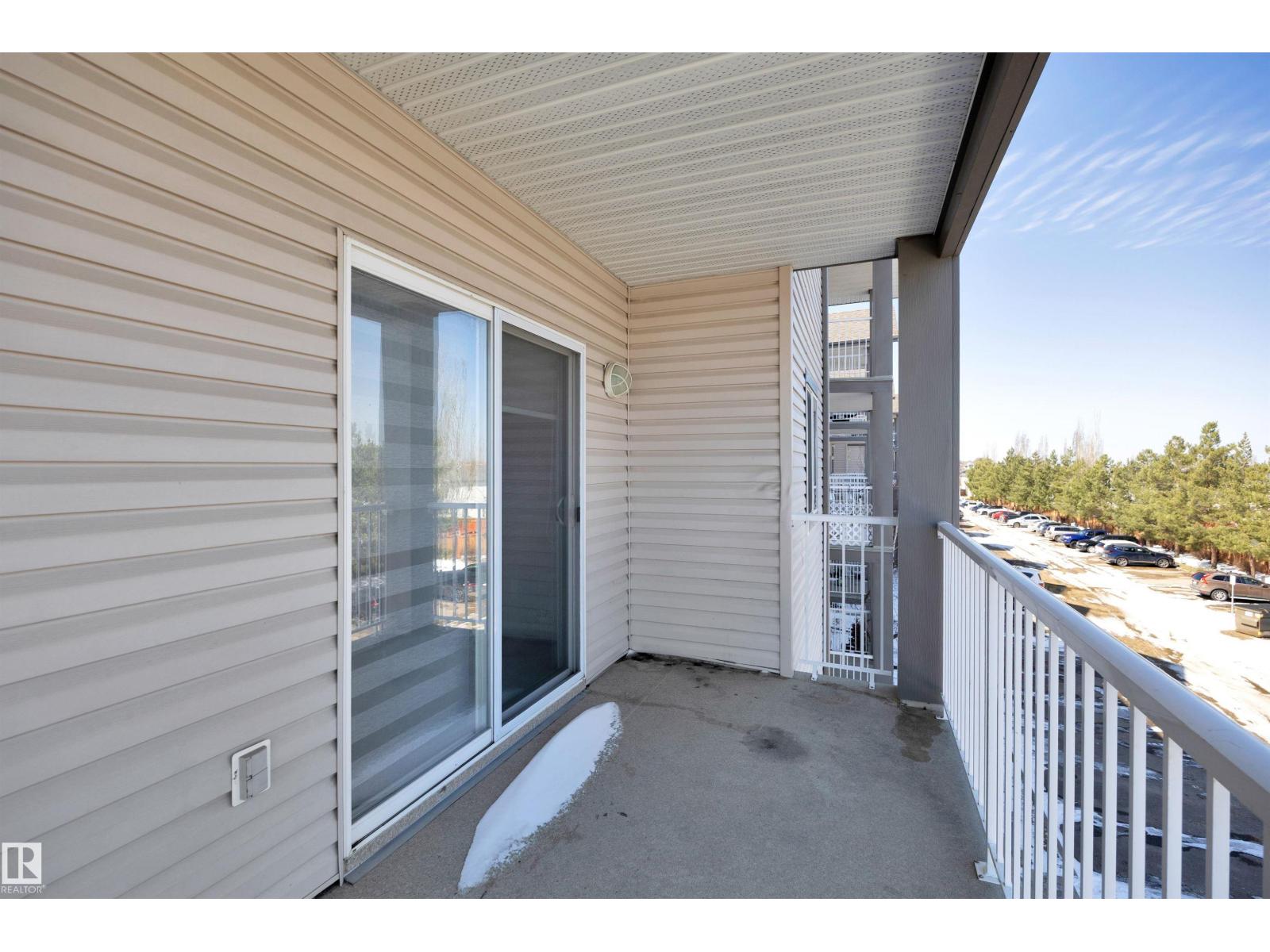 #326 3425 19 ST NW, Edmonton