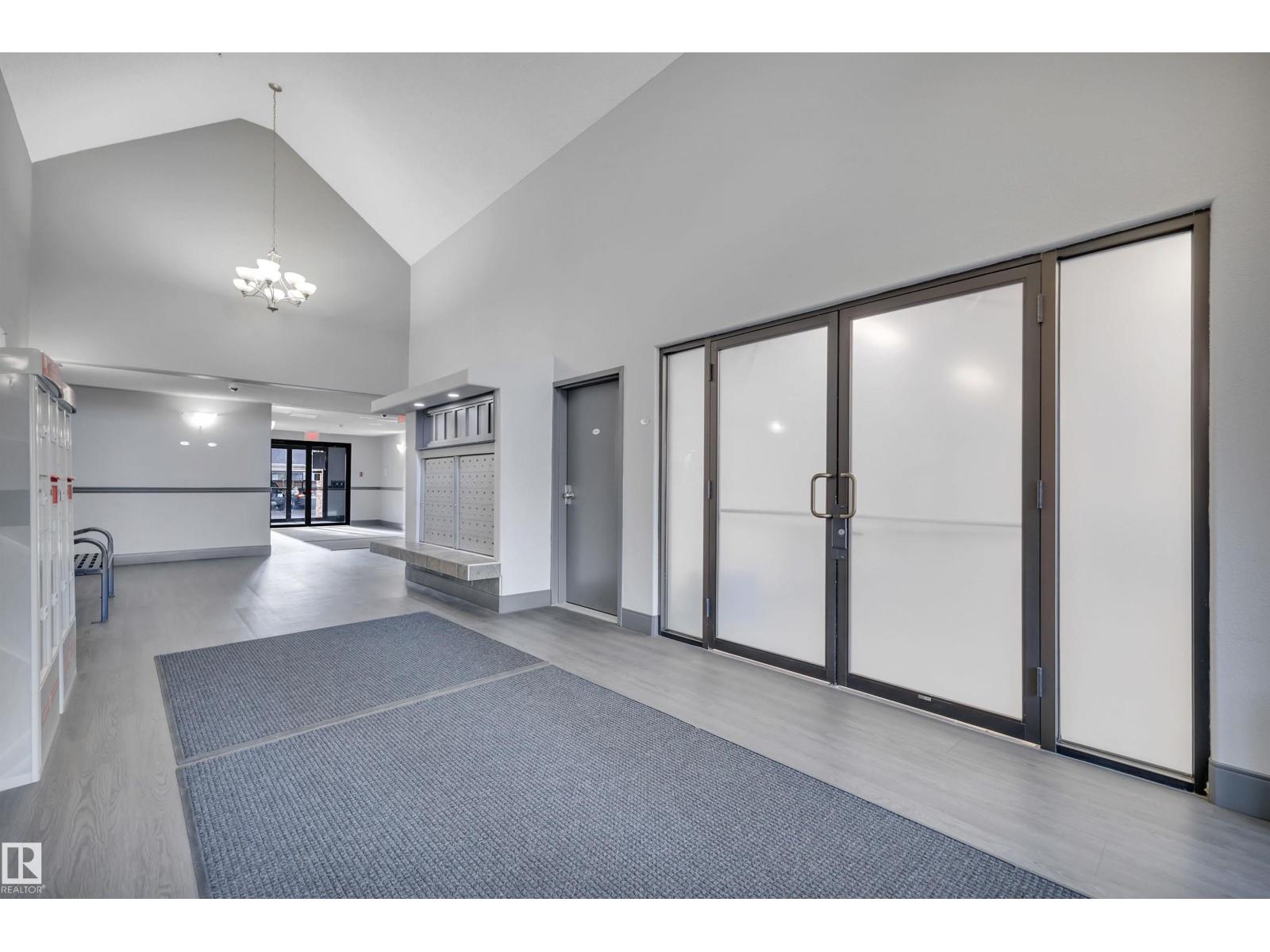 #326 3425 19 ST NW, Edmonton