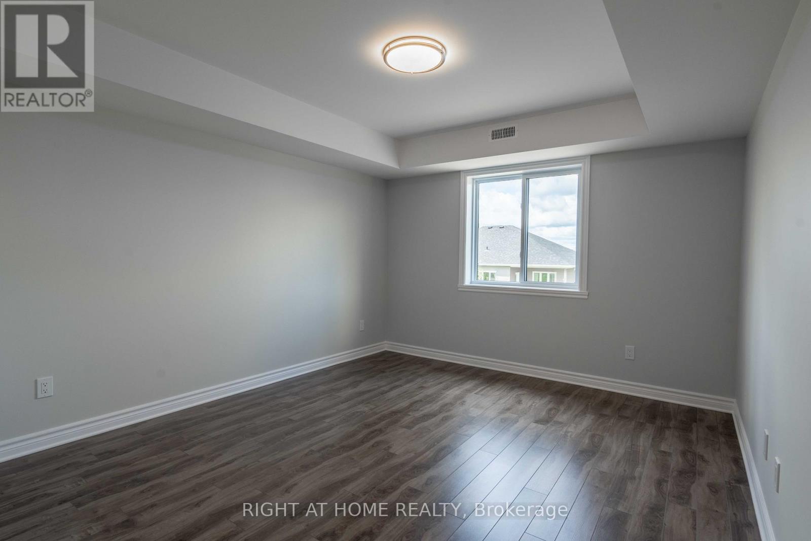 157/157A WOODLAND DRIVE — photo 7