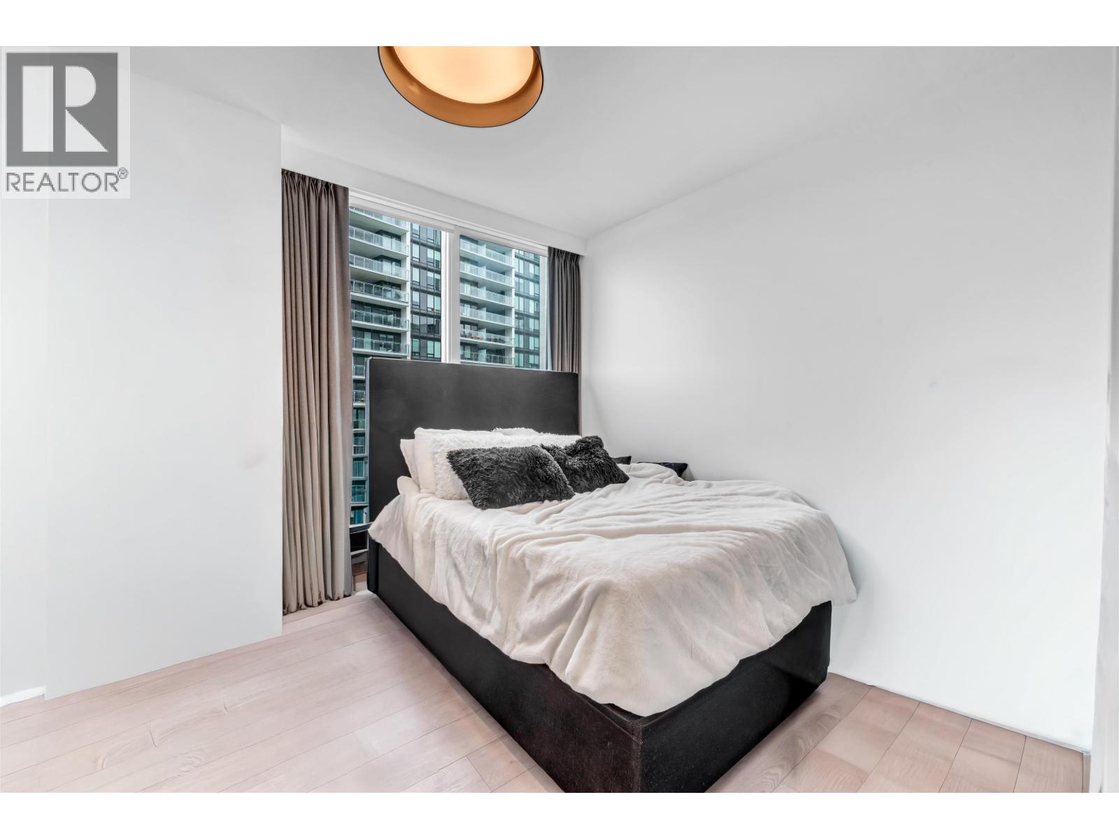 #302-6633 PEARSON Way, Richmond