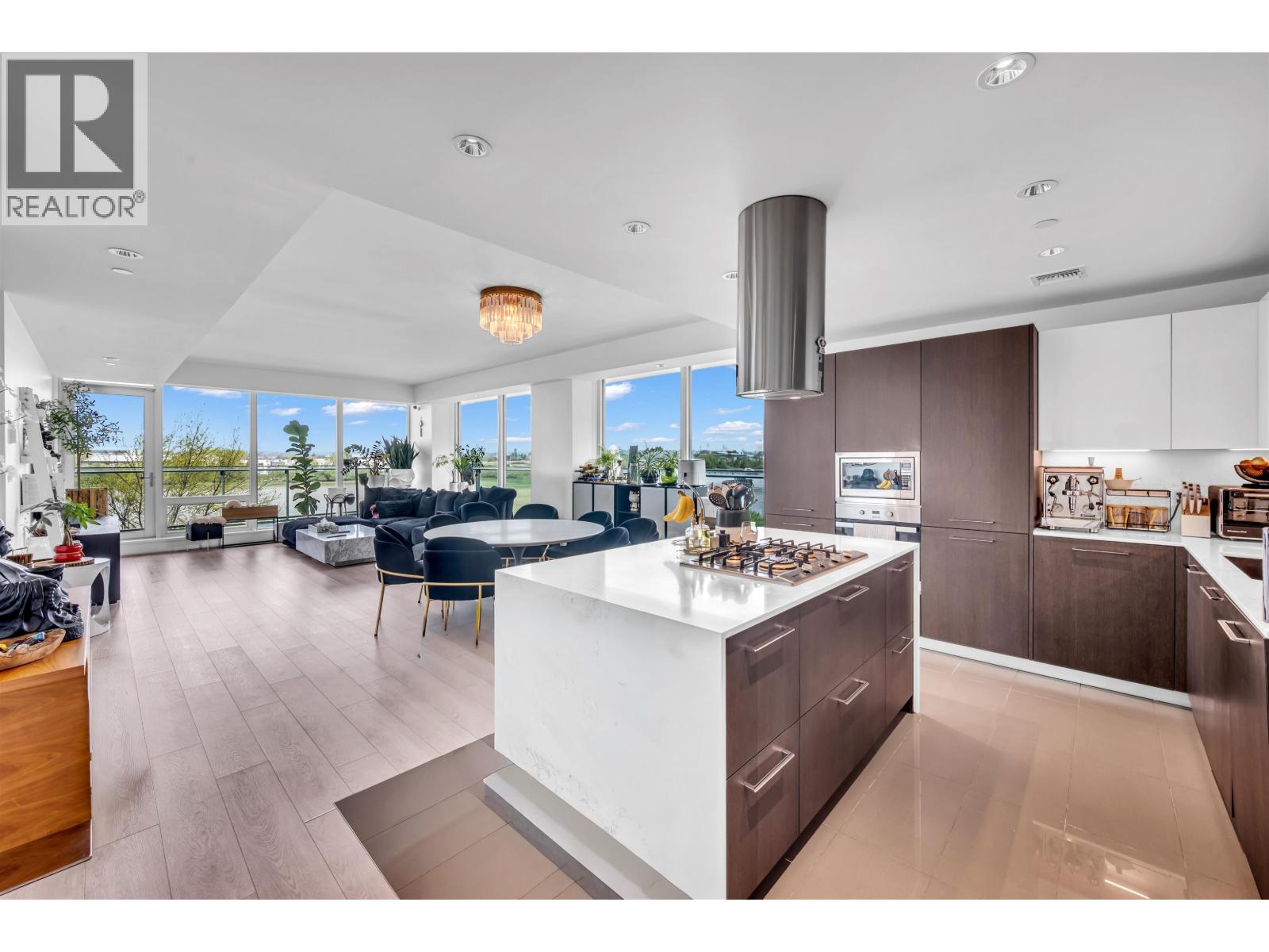 #302-6633 PEARSON Way, Richmond