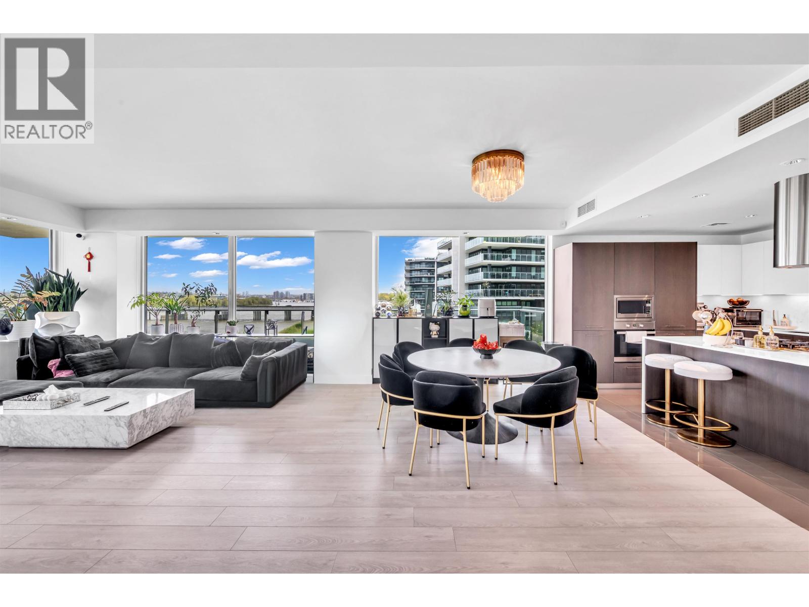 #302-6633 PEARSON Way, Richmond