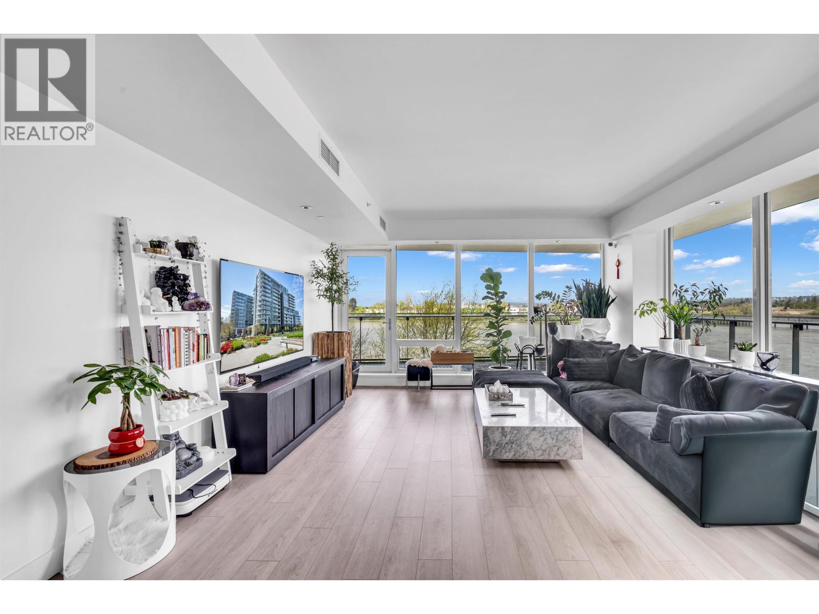 #302-6633 PEARSON Way, Richmond