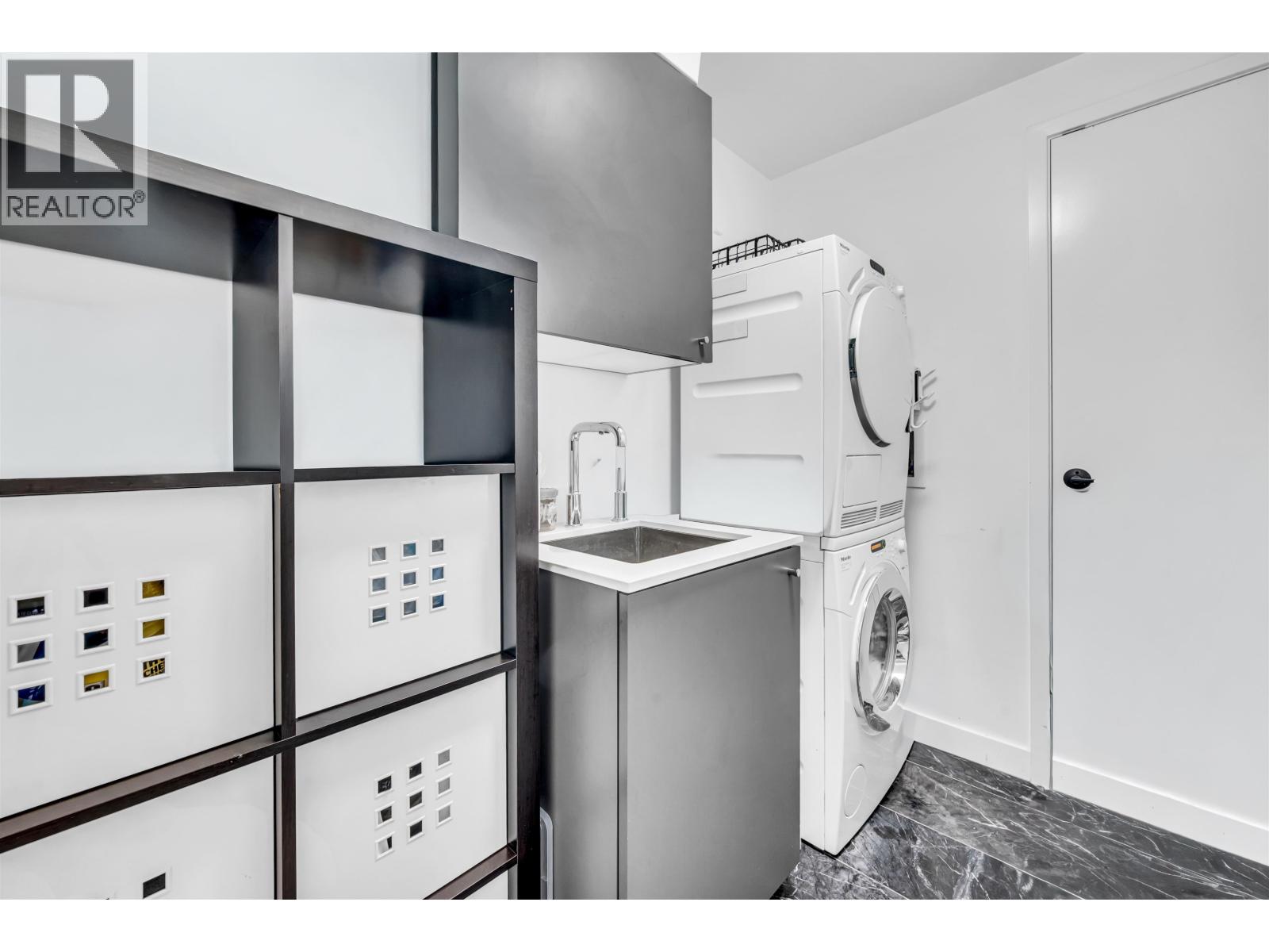 #302-6633 PEARSON Way, Richmond