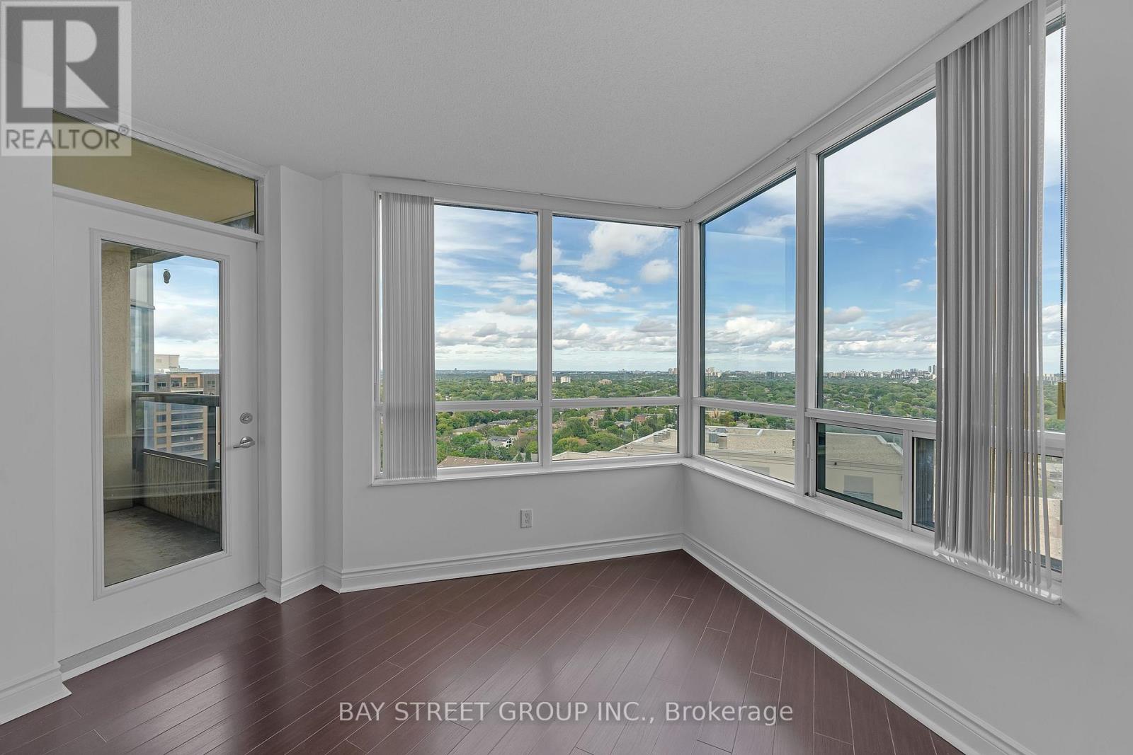 #2321 15 NORTHTOWN WAY - 11